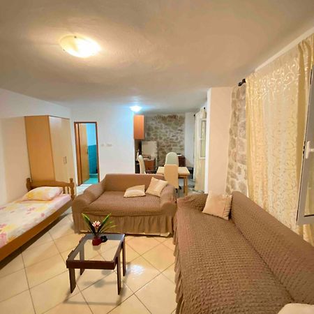 Pavle Apartmani Risan Ngoại thất bức ảnh