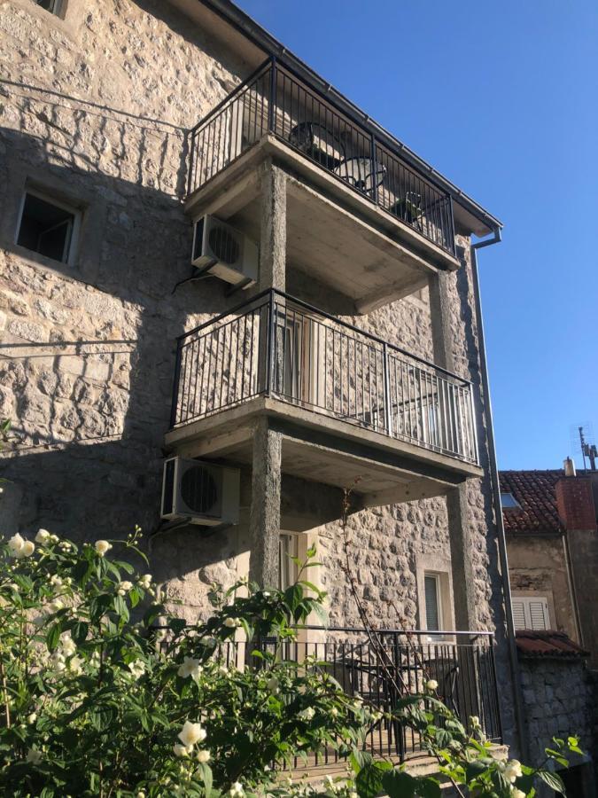 Pavle Apartmani Risan Ngoại thất bức ảnh
