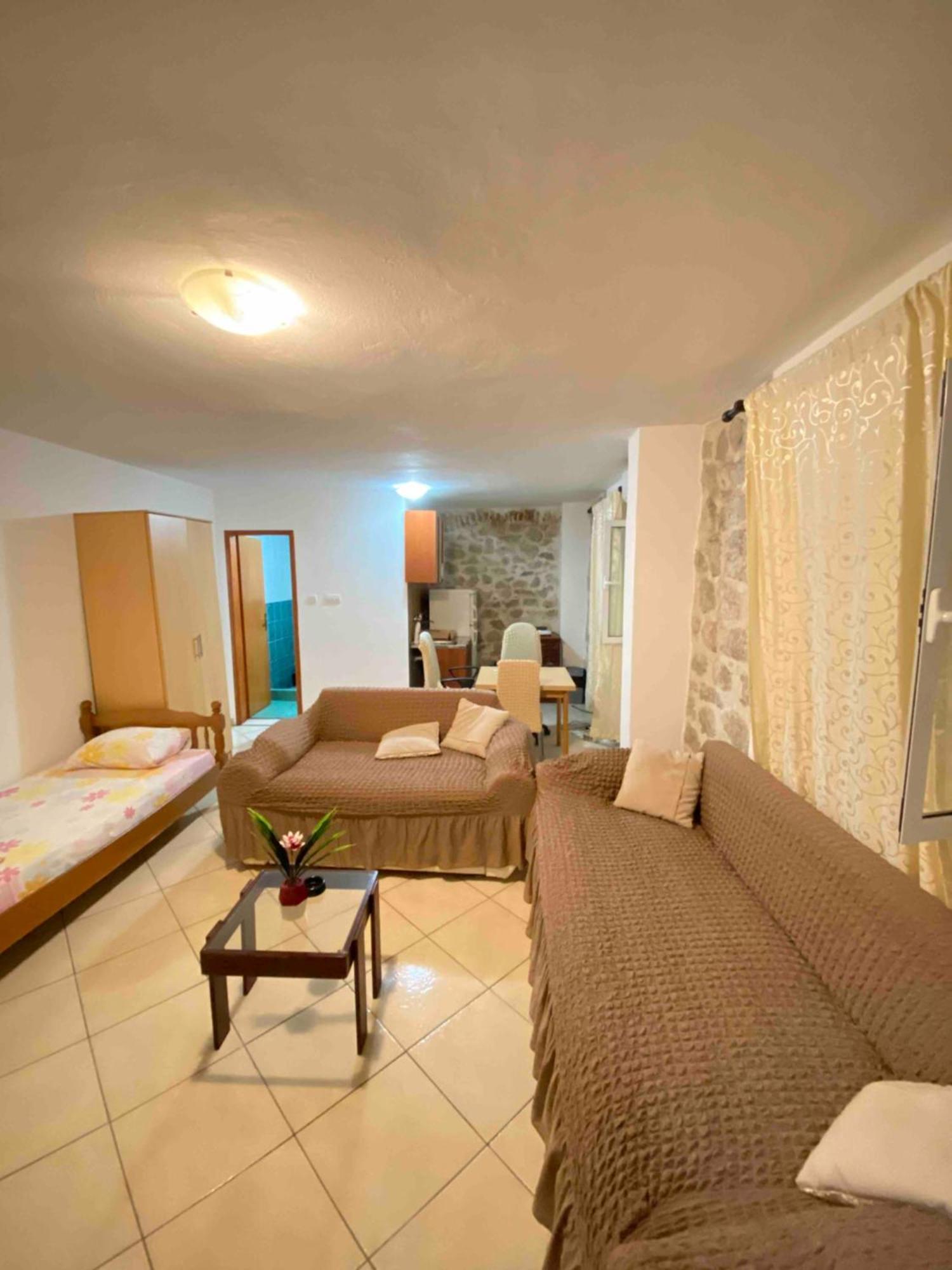 Pavle Apartmani Risan Ngoại thất bức ảnh